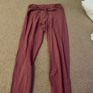 lululemon tie leggings